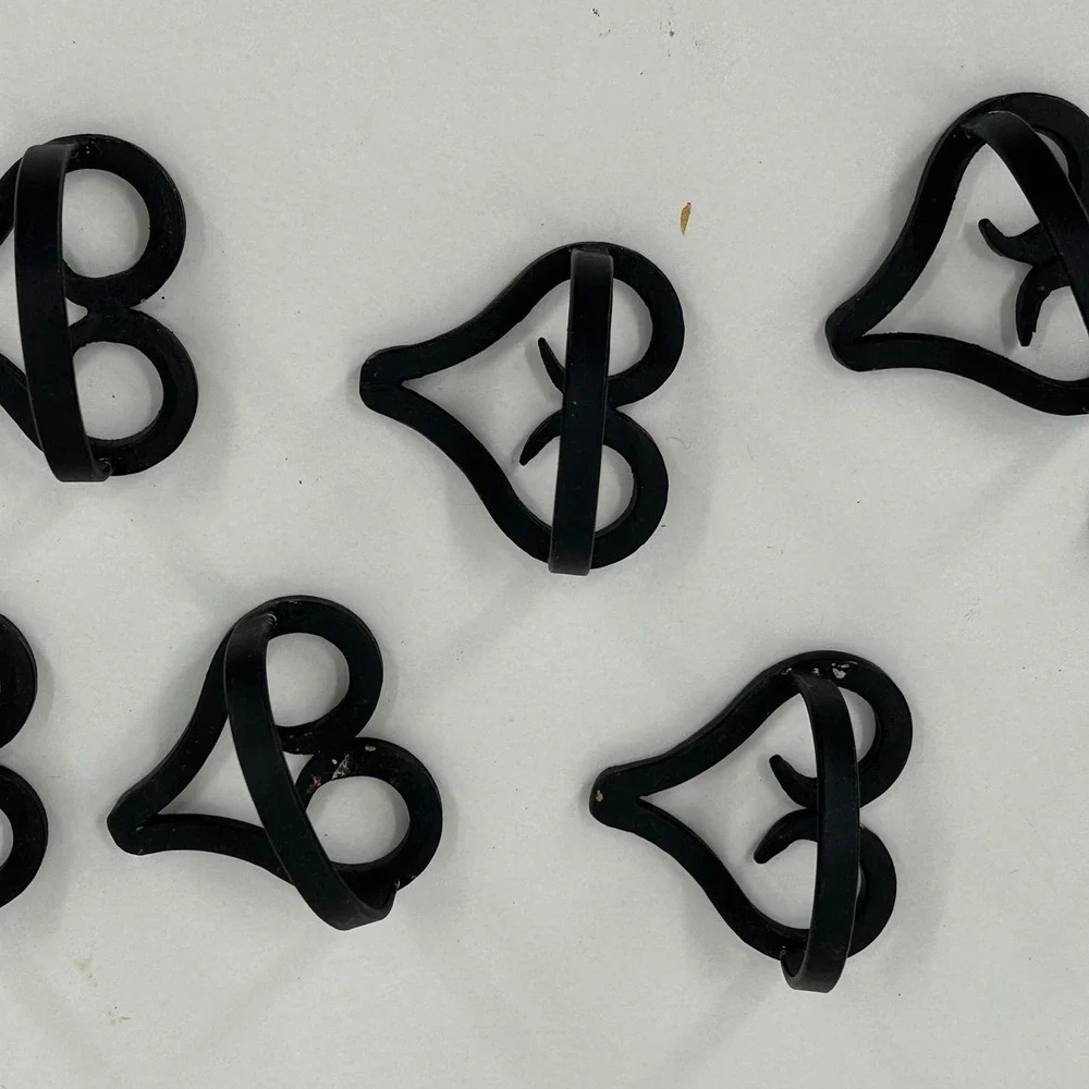 Wrought Iron Black Metal Heart Napkin Rings Set of 7 Farmhouse Decor Rustic Farm